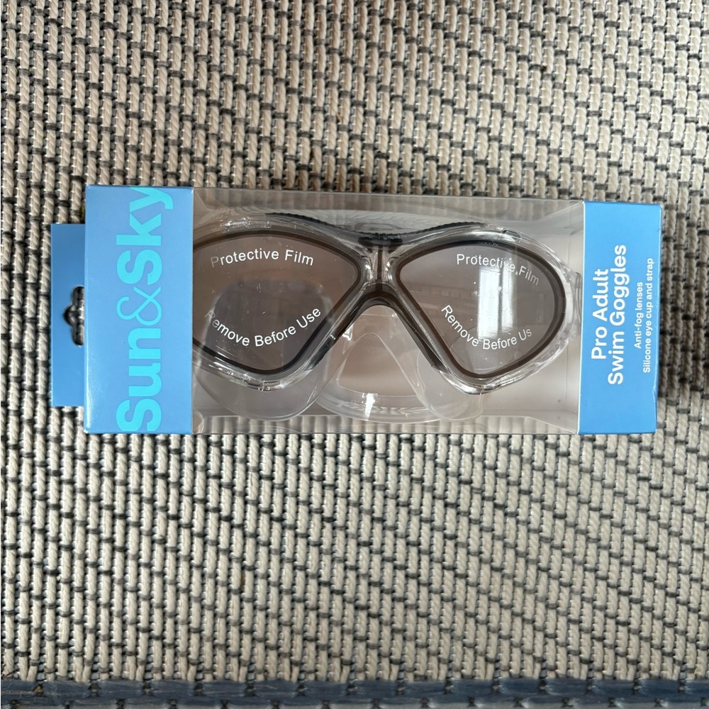 Pro adult swim googles. New in packaging.